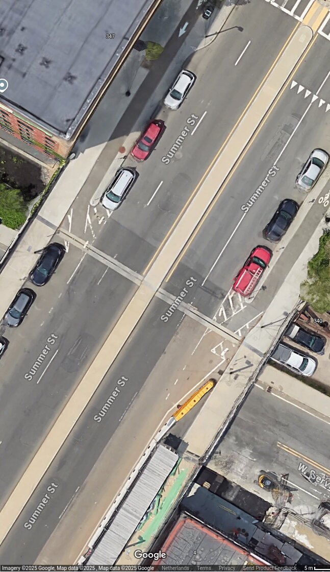 A bike lane that ends in a 4-lane highway